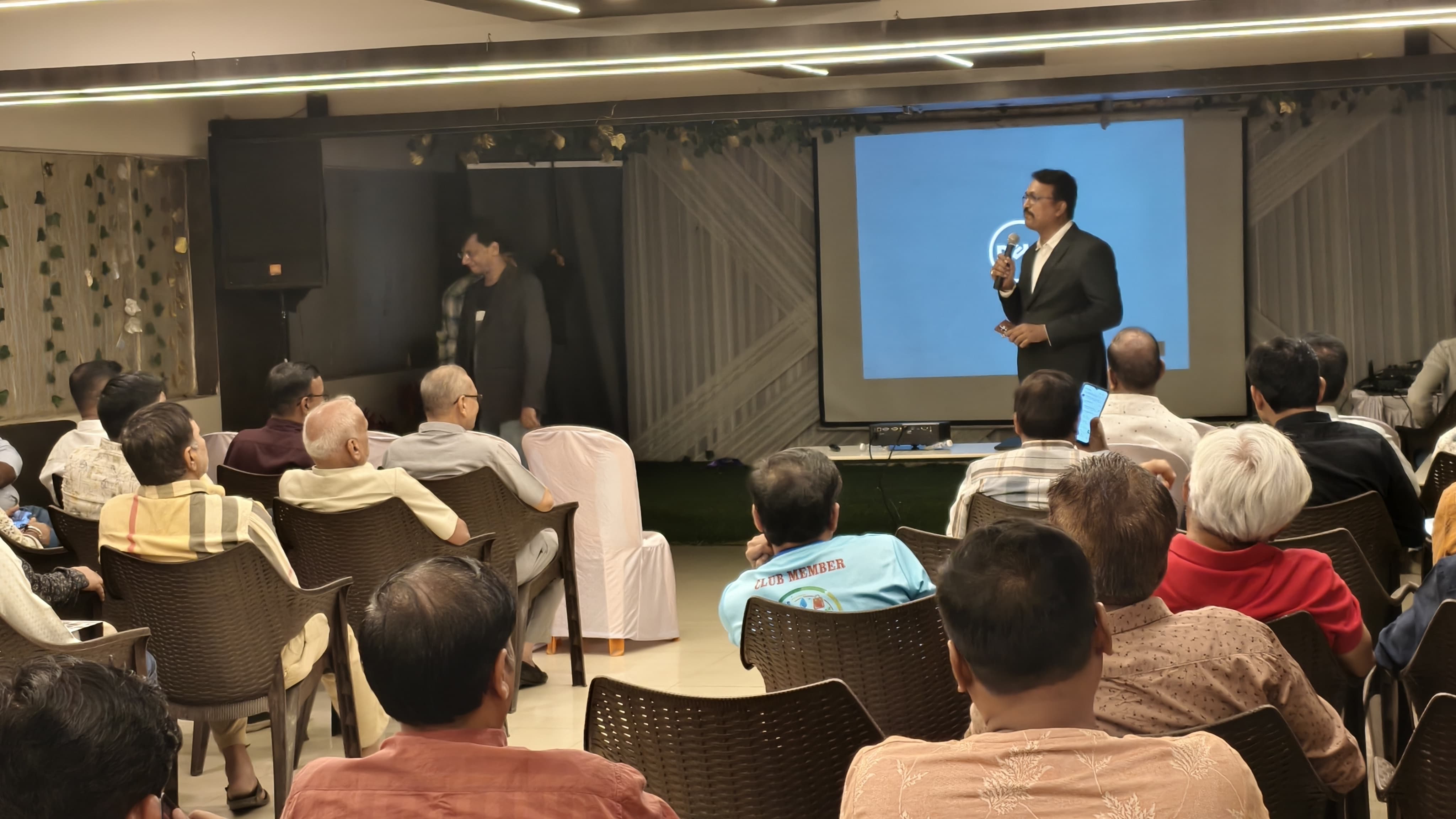 Sales directors.jpeg